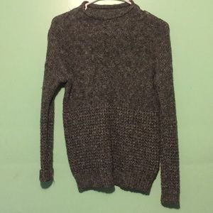 Gray AEO turtleneck sweater